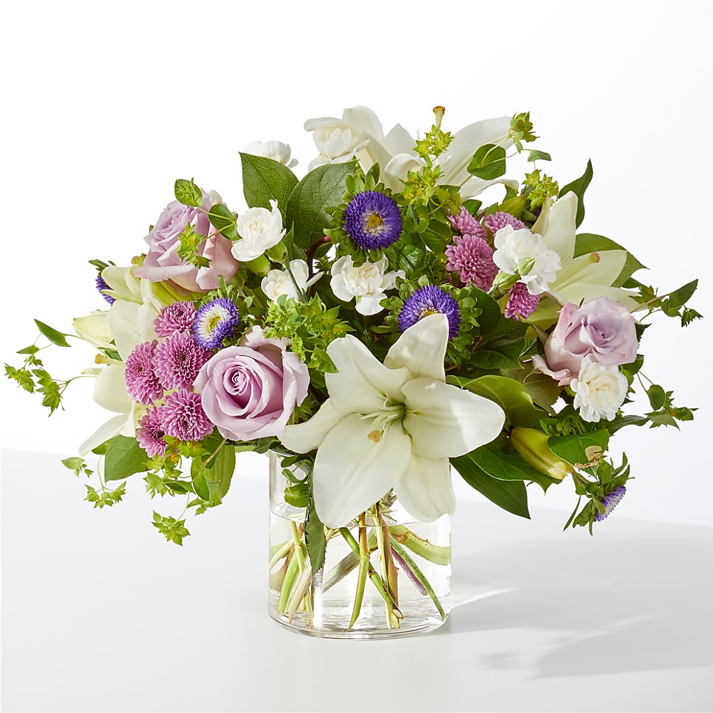 April Showers Bouquet – The Love Bug Flowers, Timmins ON
