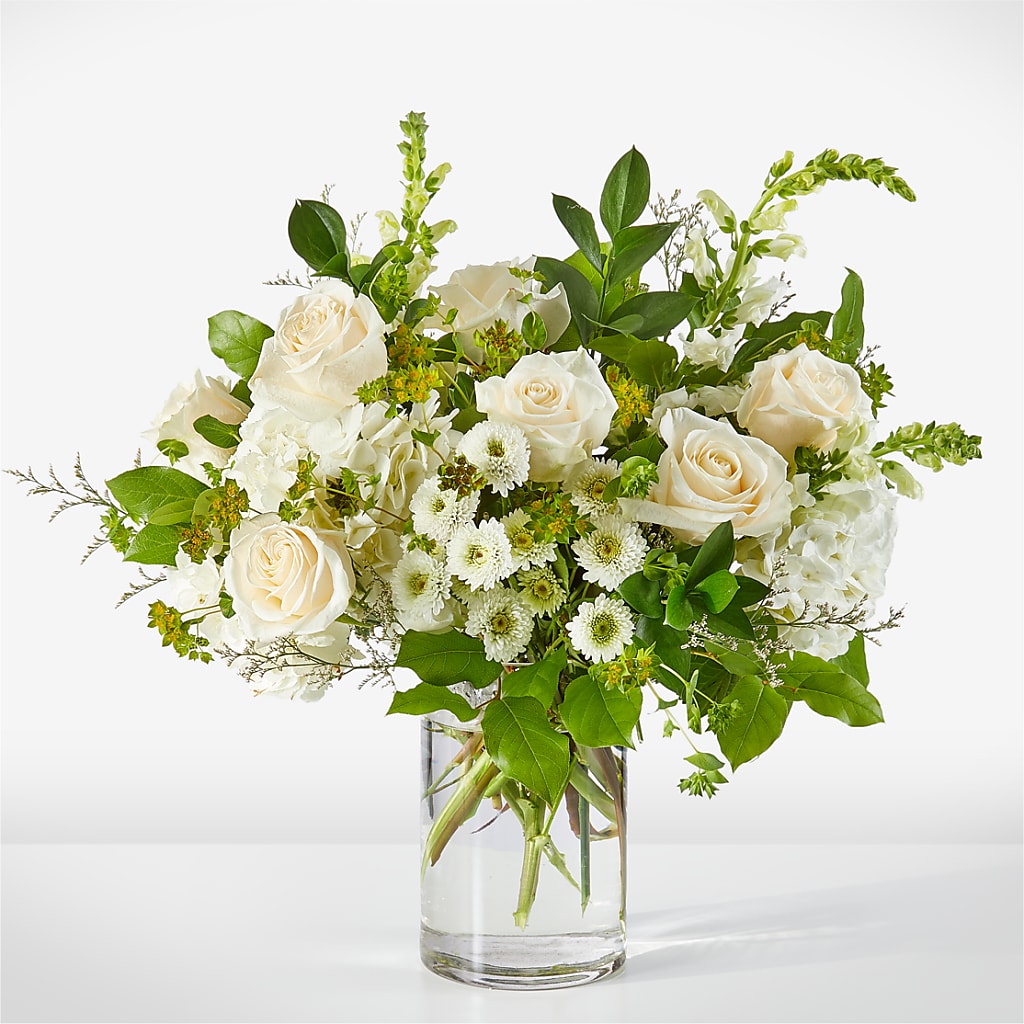 Hint of Vanilla Bouquet – The Love Bug Flowers, Timmins ON