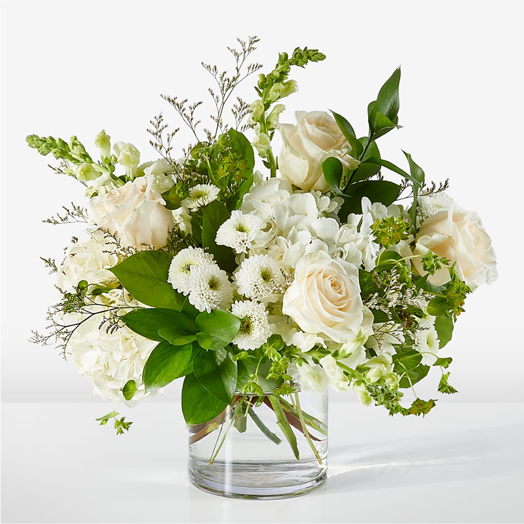 Hint of Vanilla Bouquet – The Love Bug Flowers, Timmins ON