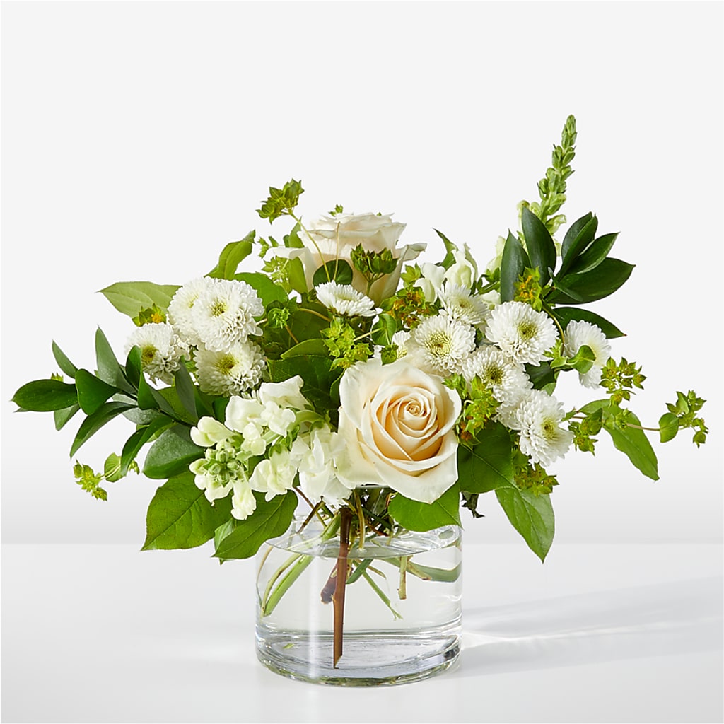 Hint of Vanilla Bouquet – The Love Bug Flowers, Timmins ON