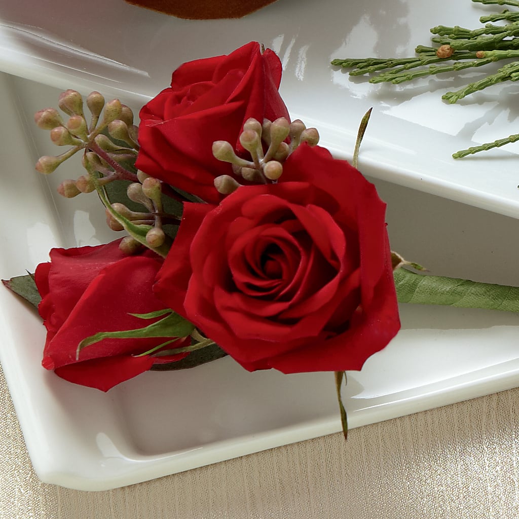 Red Spray Rose Boutonniere – The Love Bug Flowers, Timmins ON