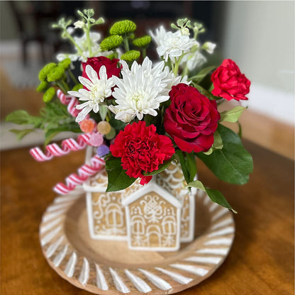 Gingerbread Bakery Bouquet –  The Love Bug Flowers, Timmins ON