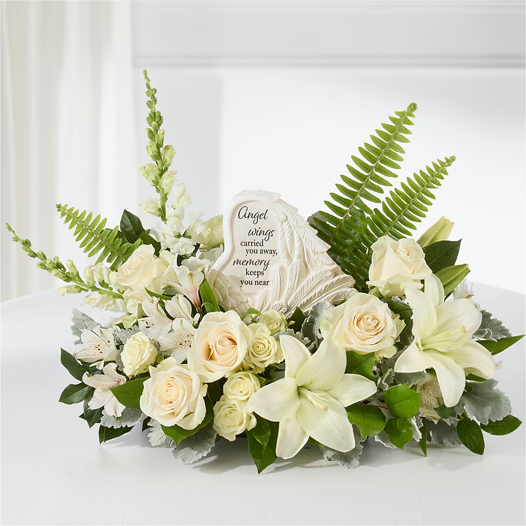 Holding You Close Arrangement –  The Love Bug Flowers, Timmins ON