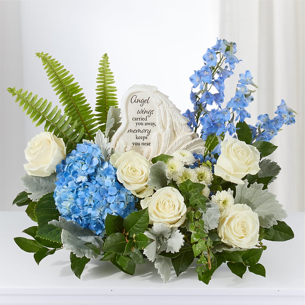 Dearest Arrangement –  The Love Bug Flowers, Timmins ON