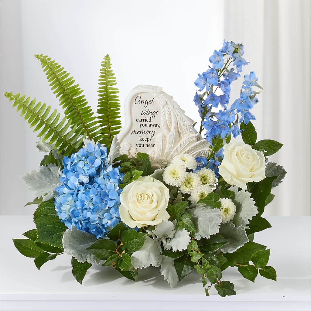 Dearest Arrangement –  The Love Bug Flowers, Timmins ON