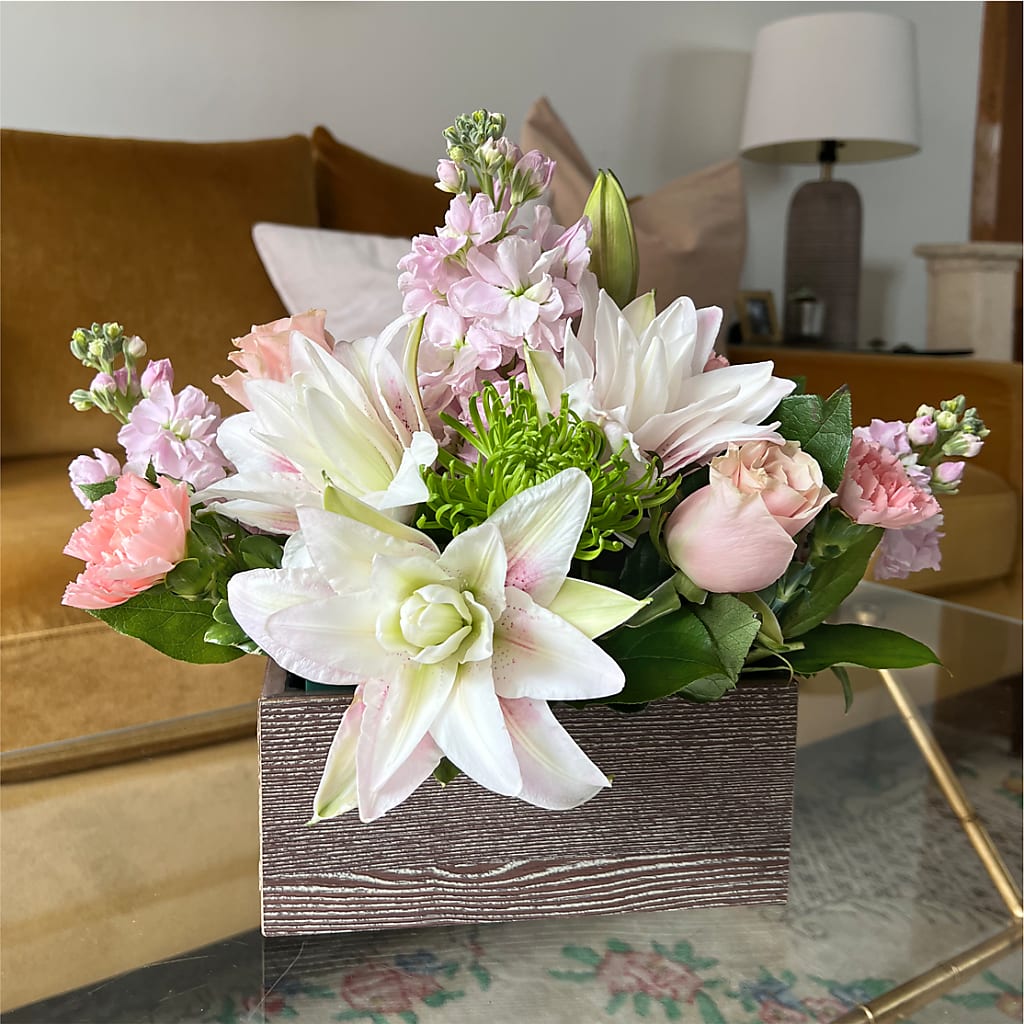 Beautiful Spirit Basket –  The Love Bug Flowers, Timmins ON