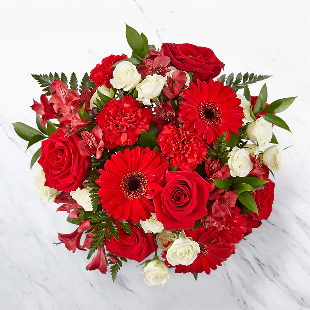 Hearts Embrace Bouquet –  The Love Bug Flowers, Timmins ON