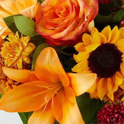 Grateful Centerpiece –  The Love Bug Flowers, Timmins ON