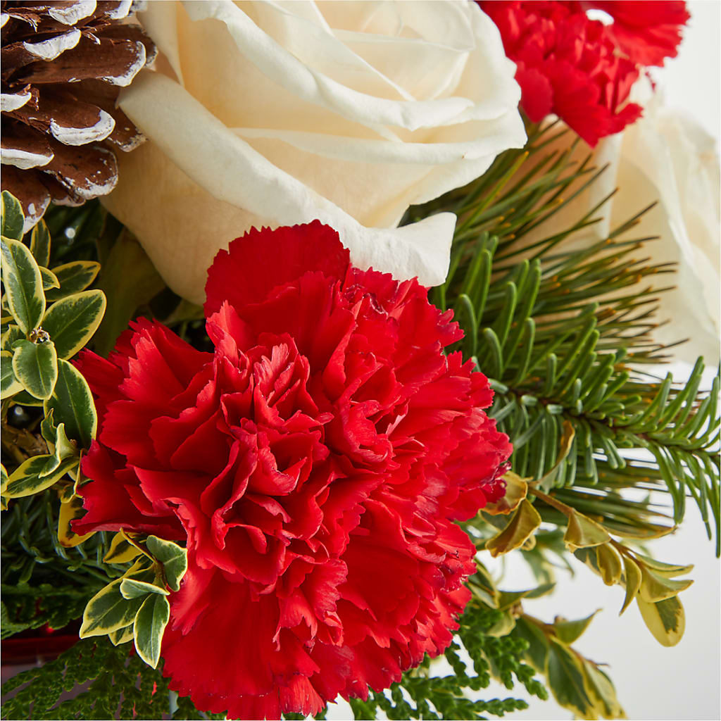 Christmas Market Bouquet –  The Love Bug Flowers, Timmins ON