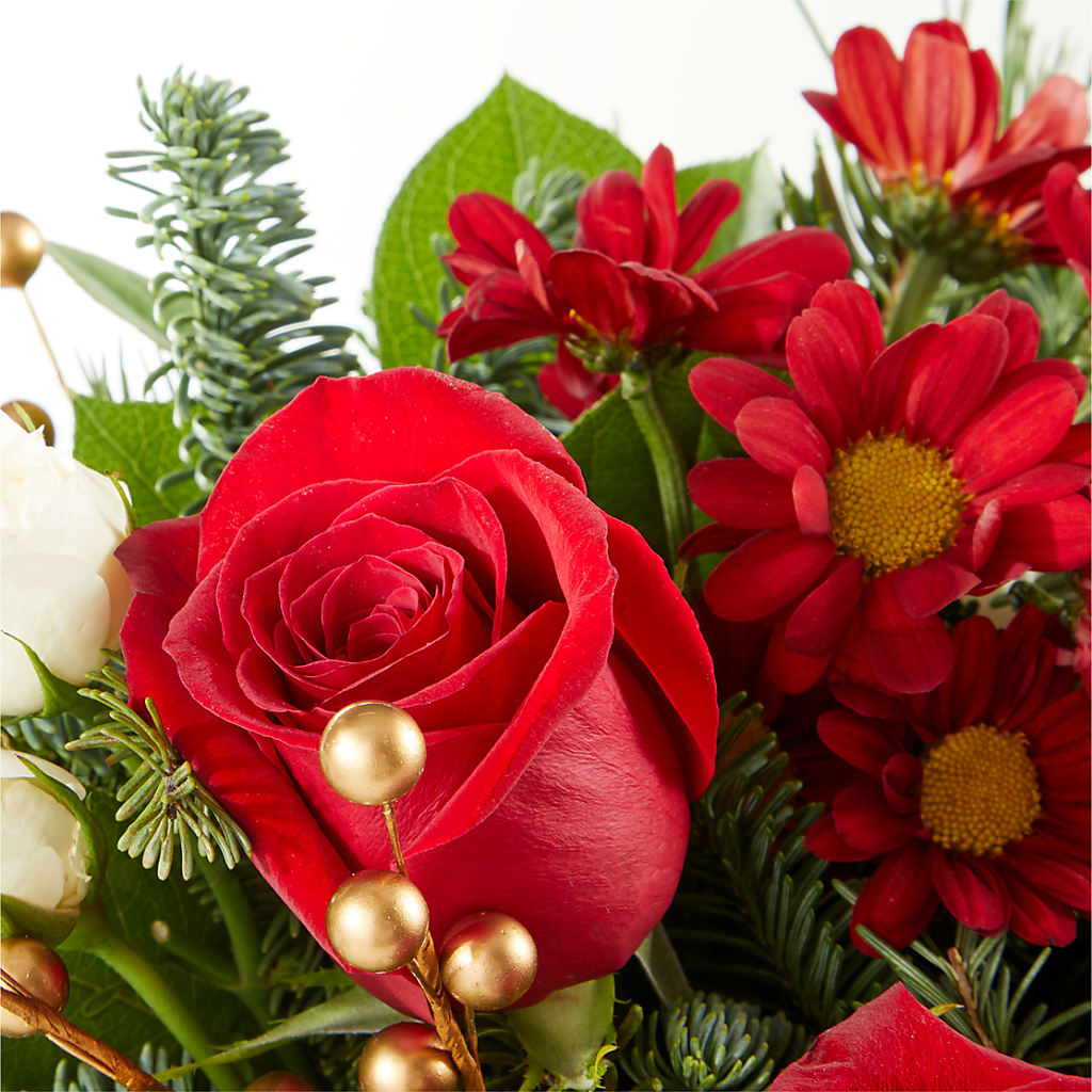 Believe Bouquet –  The Love Bug Flowers, Timmins ON