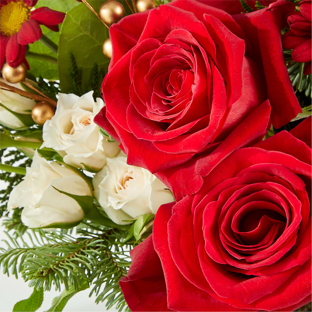 Believe Bouquet –  The Love Bug Flowers, Timmins ON