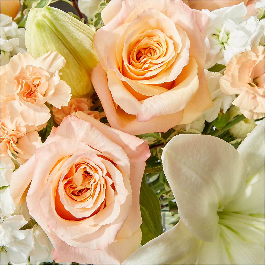 Darling Bouquet –  The Love Bug Flowers, Timmins ON