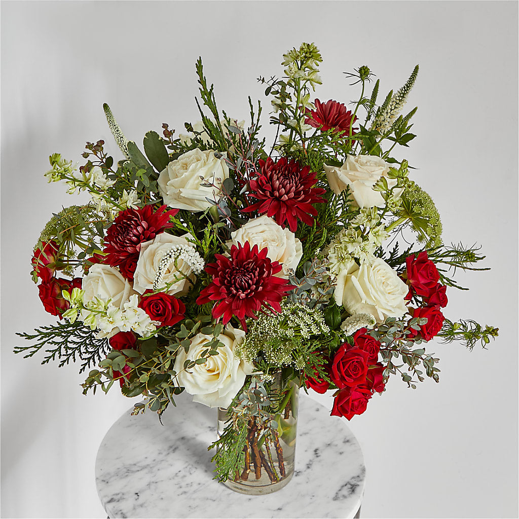 Favorite Traditions Bouquet –  The Love Bug Flowers, Timmins ON