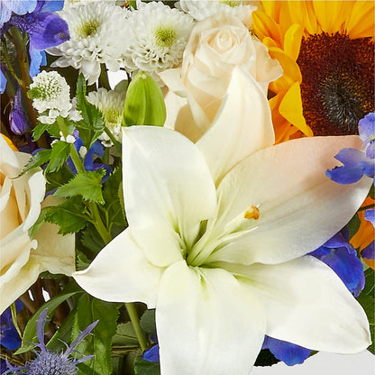 Wonderfully Sunny Bouquet –  The Love Bug Flowers, Timmins ON