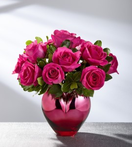 FTD Hold Me In Your Heart Rose Bouquet